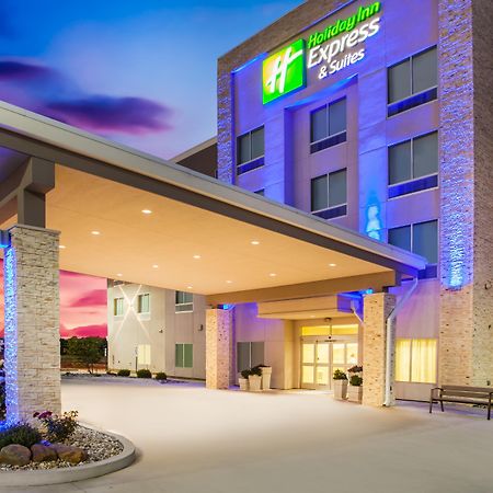 Holiday Inn Express & Suites Litchfield By Ihg Luaran gambar