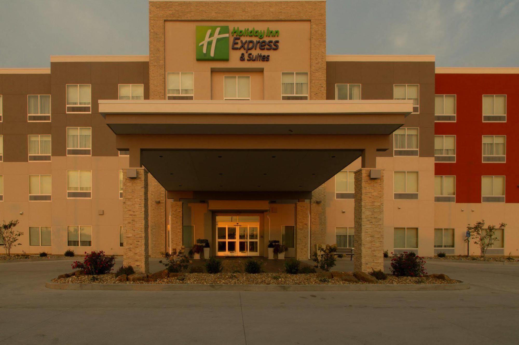 Holiday Inn Express & Suites Litchfield By Ihg Luaran gambar